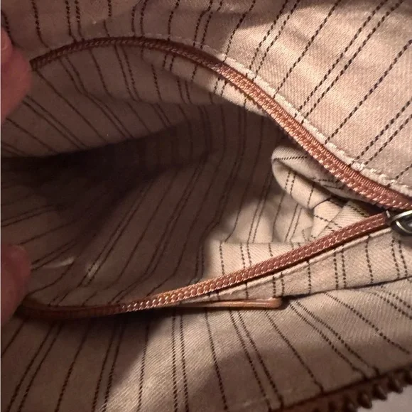 Frye Melissa Zip Crossbody in a Metallic Leather - Picture 13 of 16